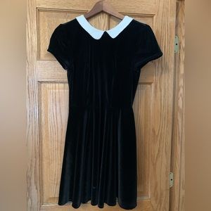 Hot Topic Black Dress with White Collar (Size SM)